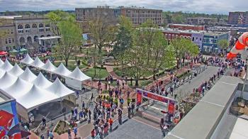 Weather camera view of Walton�s 5 & 10.