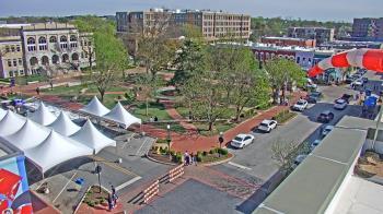 Weather camera view of Walton�s 5 & 10.