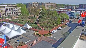 Weather camera view of Walton�s 5 & 10.