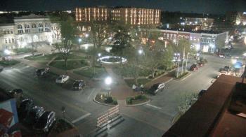 Weather camera view of Walton�s 5 & 10.