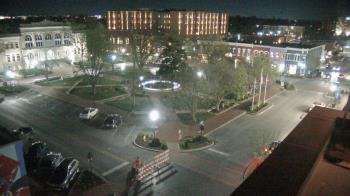 Weather camera view of Walton�s 5 & 10.