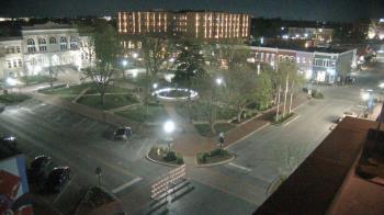 Weather camera view of Walton�s 5 & 10.