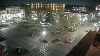 Weather camera view of Walton�s 5 & 10.