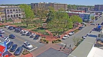 Weather camera view of Walton�s 5 & 10.