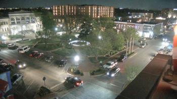 Weather camera view of Walton�s 5 & 10.