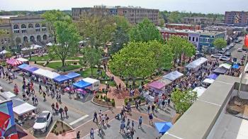 Weather camera view of Walton�s 5 & 10.