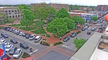 Weather camera view of Walton�s 5 & 10.