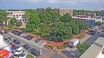 Weather camera view of Walton�s 5 & 10.
