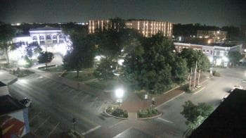 Weather camera view of Walton�s 5 & 10.
