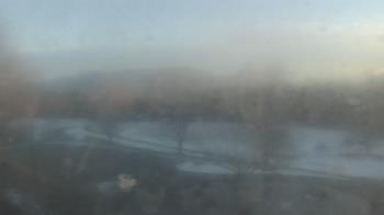 Weather camera view of Big Island Elementary School.