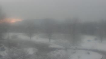 Weather camera view of Big Island Elementary School.