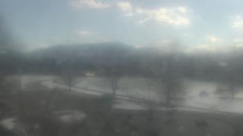 Weather camera view of Big Island Elementary School.