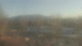 Weather camera view of Big Island Elementary School.