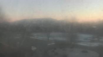 Weather camera view of Big Island Elementary School.