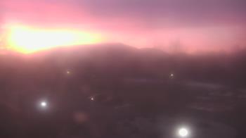 Weather camera view of Big Island Elementary School.