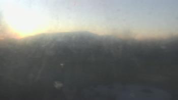 Weather camera view of Big Island Elementary School.