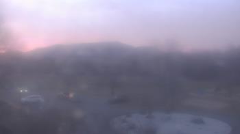 Weather camera view of Big Island Elementary School.