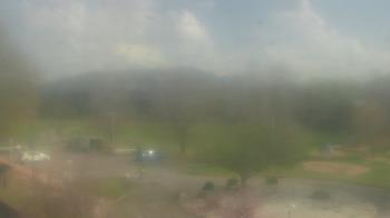Weather camera view of Big Island Elementary School.