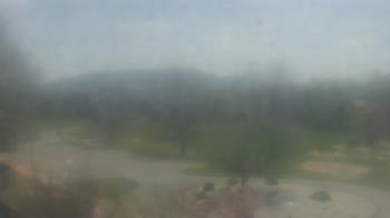 Weather camera view of Big Island Elementary School.