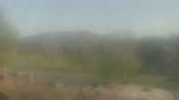 Weather camera view of Big Island Elementary School.