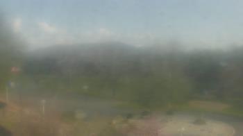 Weather camera view of Big Island Elementary School.