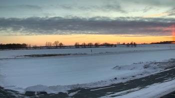 Weather camera view of Maconaquah School Corporation.