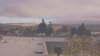 Weather camera view of Bridgeport High School.