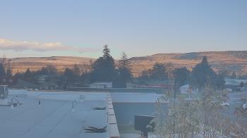 Weather camera view of Bridgeport High School.