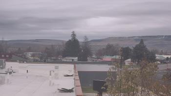 Weather camera view of Bridgeport High School.