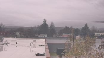Weather camera view of Bridgeport High School.