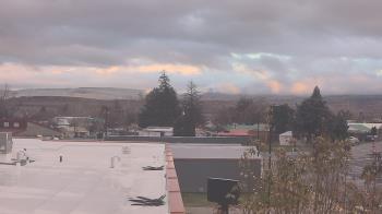 Weather camera view of Bridgeport High School.