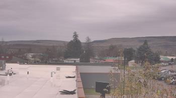 Weather camera view of Bridgeport High School.