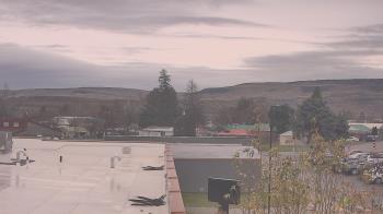 Weather camera view of Bridgeport High School.