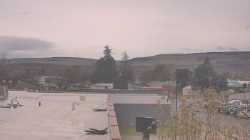 Weather camera view of Bridgeport High School.