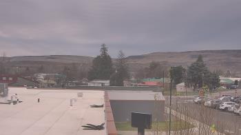 Weather camera view of Bridgeport High School.