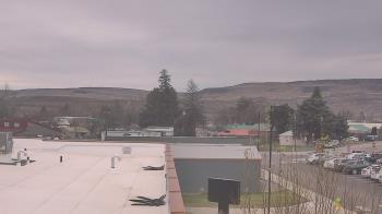 Weather camera view of Bridgeport High School.