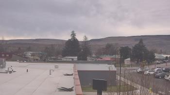 Weather camera view of Bridgeport High School.