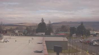 Weather camera view of Bridgeport High School.