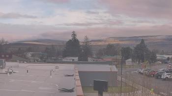 Weather camera view of Bridgeport High School.