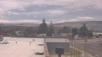 Weather camera view of Bridgeport High School.