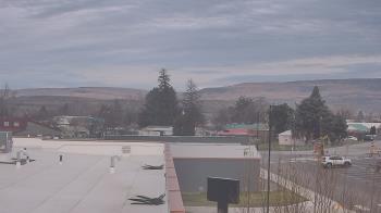 Weather camera view of Bridgeport High School.