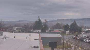 Weather camera view of Bridgeport High School.