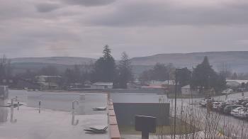 Weather camera view of Bridgeport High School.