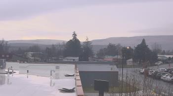 Weather camera view of Bridgeport High School.