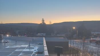 Weather camera view of Bridgeport High School.