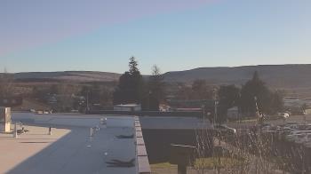 Weather camera view of Bridgeport High School.