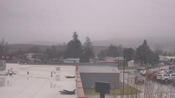Weather camera view of Bridgeport High School.