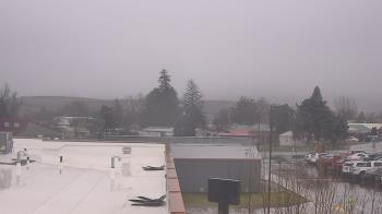 Weather camera view of Bridgeport High School.