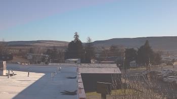 Weather camera view of Bridgeport High School.