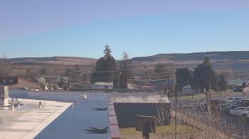 Weather camera view of Bridgeport High School.